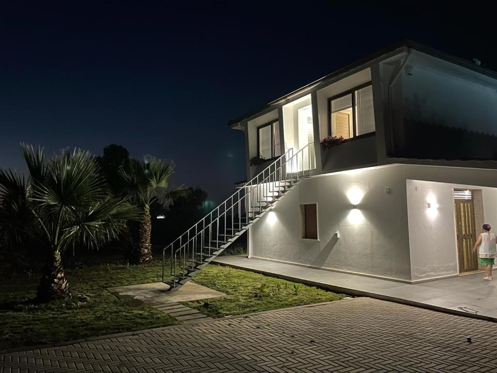 Casa Vacanza Villa Dorotea Партинико Екстериор снимка